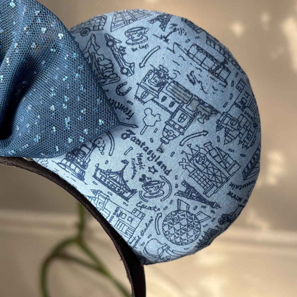 Disney Minnie Ears - Picture 3 of 5